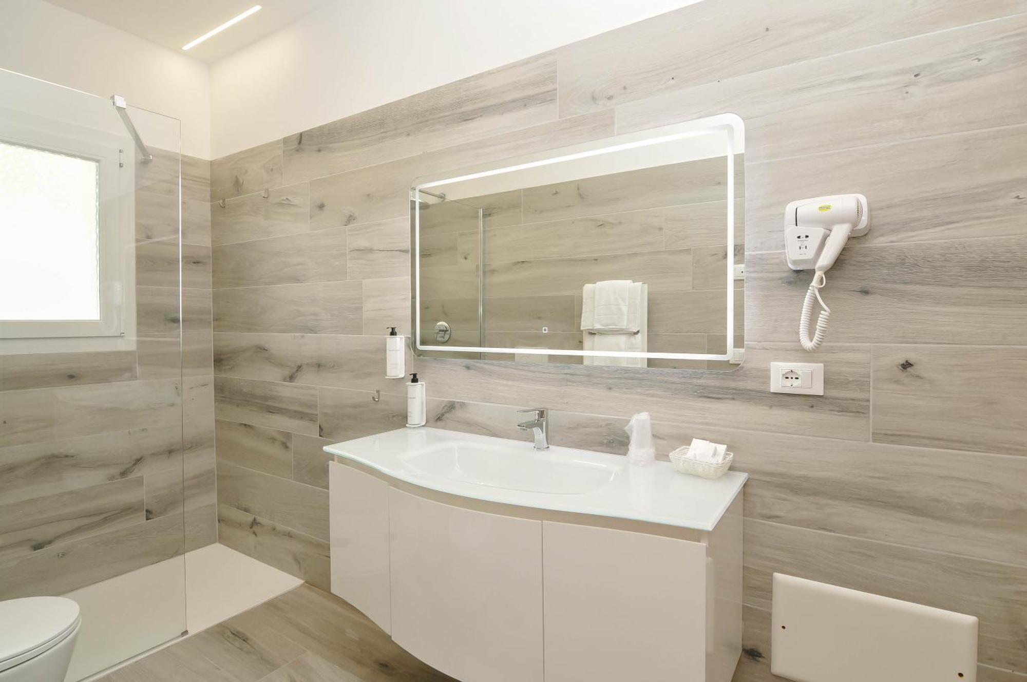 Marina Suites & Apartments 4 Stelle S Caorle Exterior foto