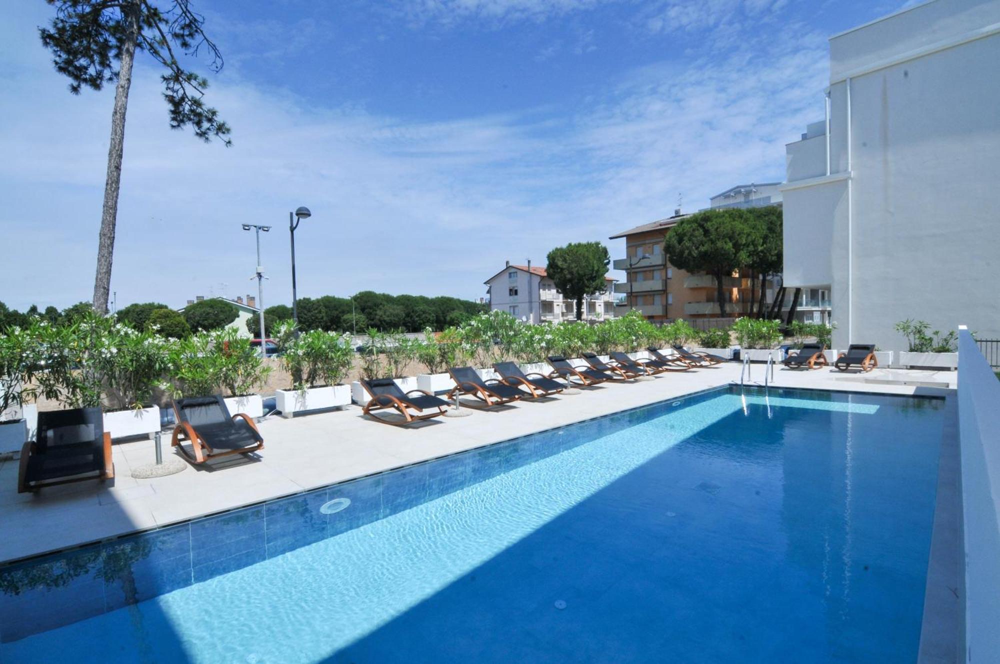 Marina Suites & Apartments 4 Stelle S Caorle Exterior foto