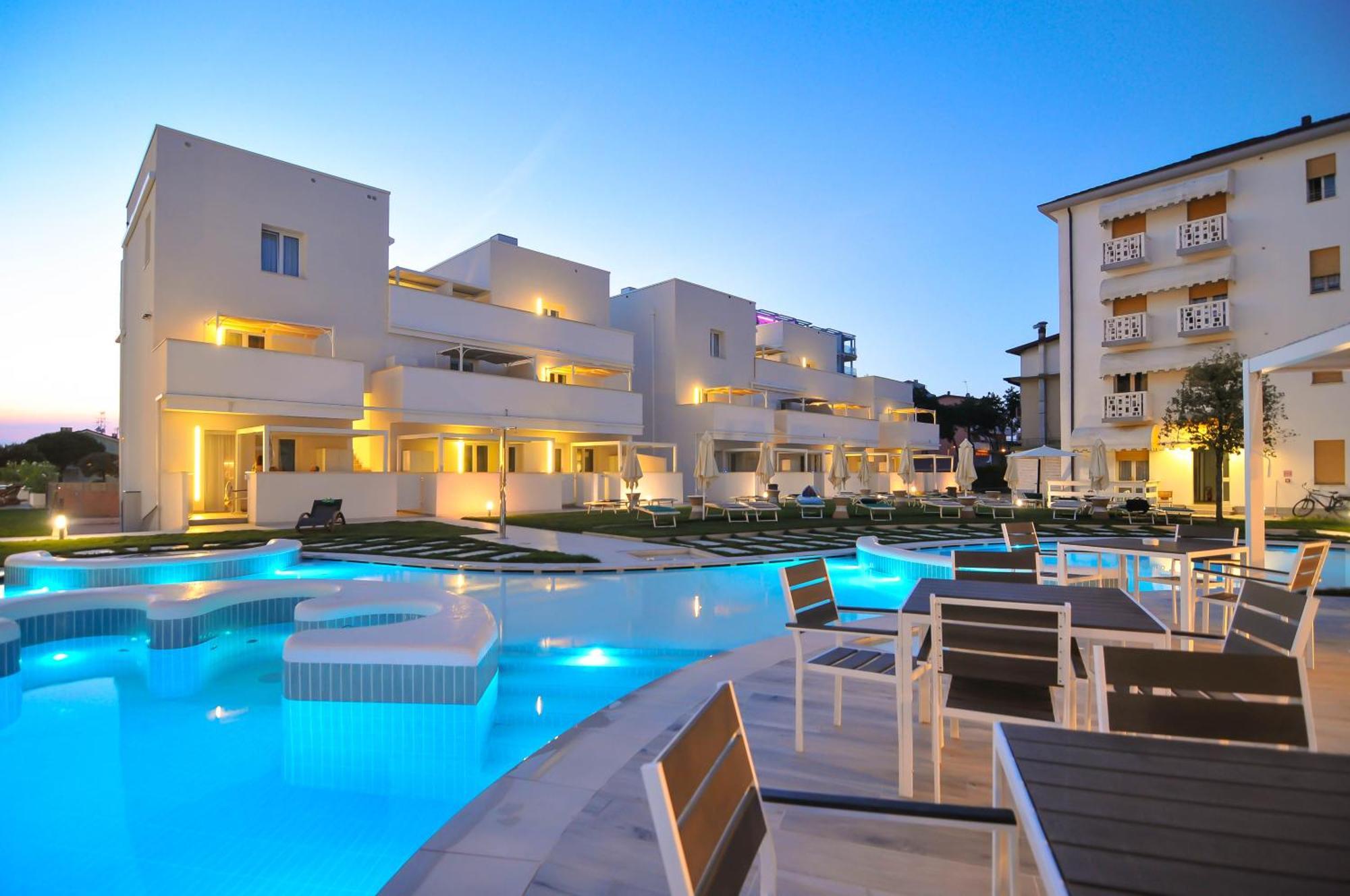 Marina Suites & Apartments 4 Stelle S Caorle Exterior foto